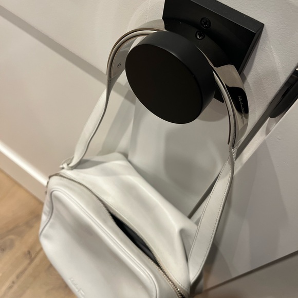 Authentic SALVATORE FERRAGAMO Camera Bag - Picture 7 of 11